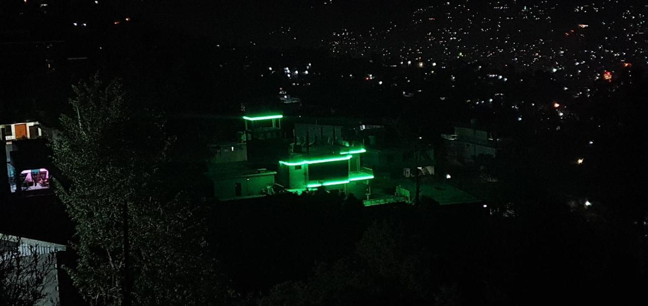 מוזפראבאד Srinagar Homes מראה חיצוני תמונה